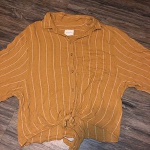 American Eagle crop top flannel shirt